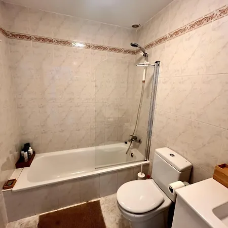 Casa Iris Ground Floor 2br Pool Walk To & Town Appartement