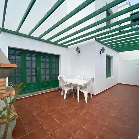 Appartement Casa Iris Ground Floor 2br Pool Walk To & Town Costa Teguise